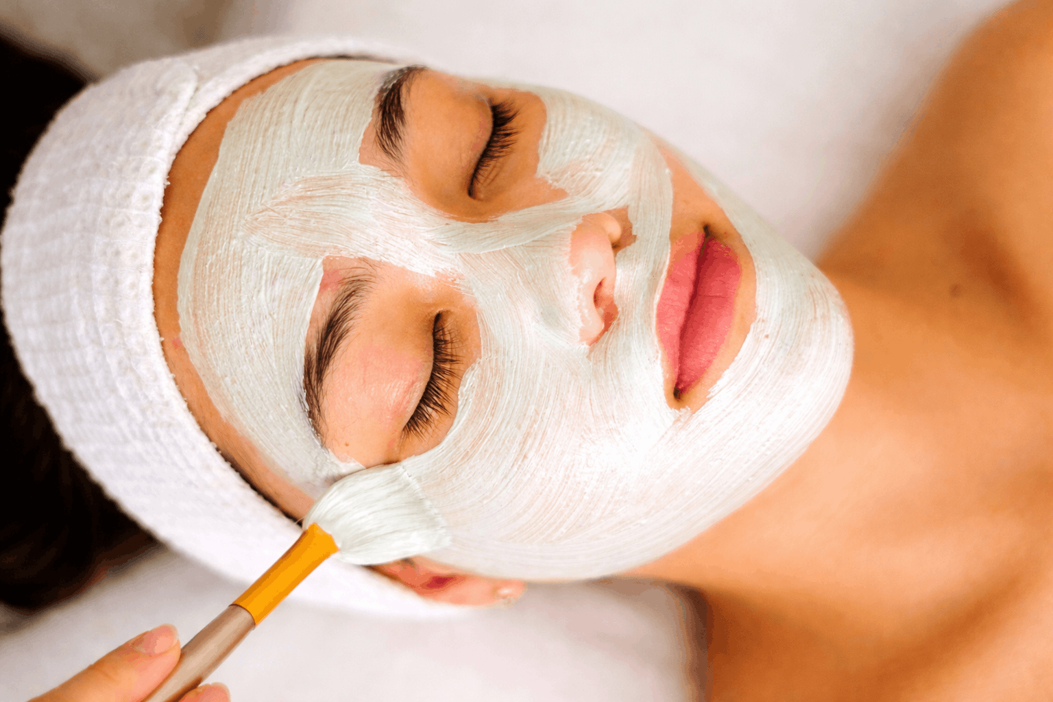 Facial treatment at Emerge